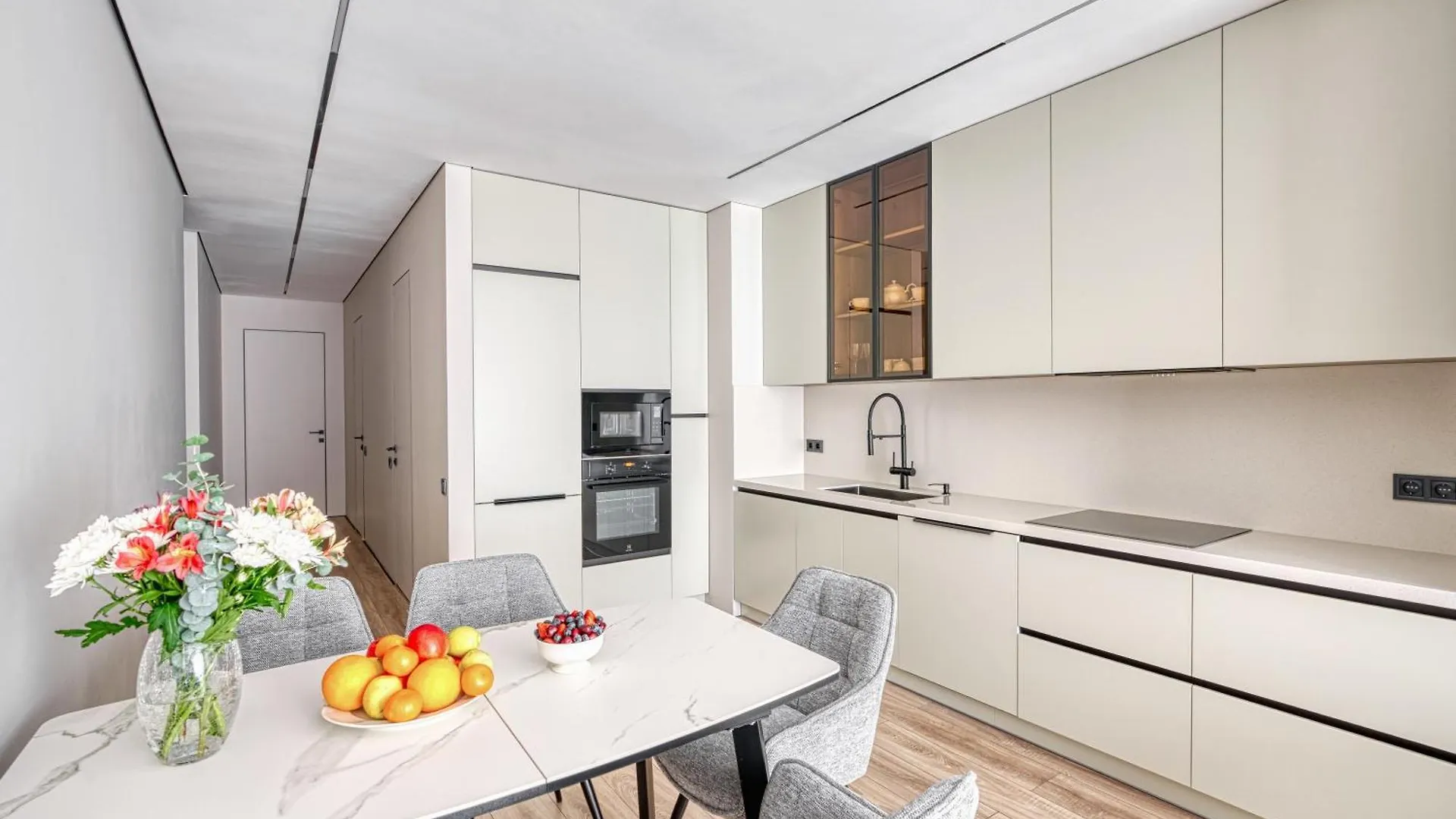 Апартаменты Мкр Думан-2 Almaty Apartment